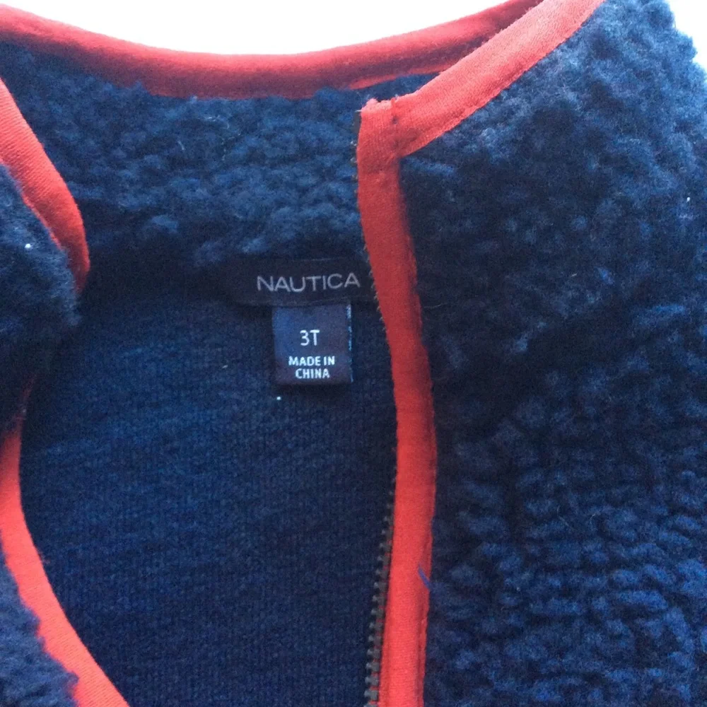 NWT Nautica Sherpa Zip Front Vest